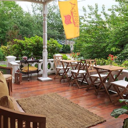 Akwaaba Philadelphia Bed & Breakfast エクステリア 写真