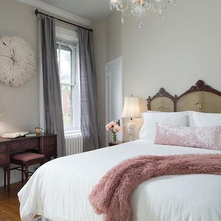 Akwaaba Philadelphia Bed & Breakfast エクステリア 写真