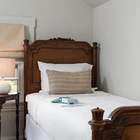 Akwaaba Philadelphia Bed & Breakfast エクステリア 写真