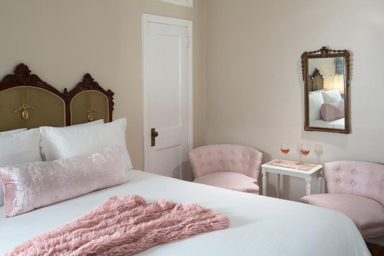 Akwaaba Philadelphia Bed & Breakfast エクステリア 写真